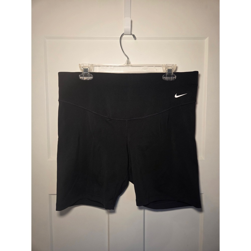 Nike Dri-FIT High Waisted Biker Shorts Black 1X CZ8526-010 Womens Plus Size
